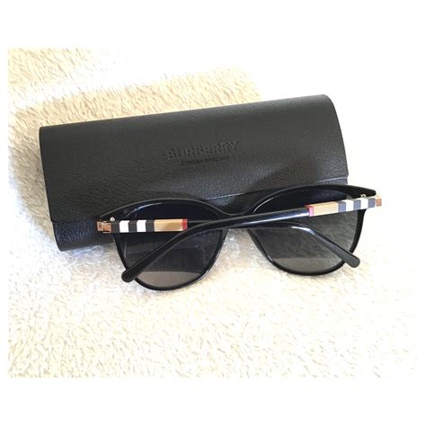 burberry b4216